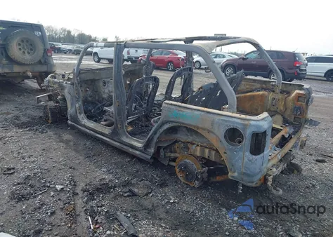 2021 Jeep Wrangler Unlimited Willys Sport 4X4 z USA, uszkodzony, nr VIN 1C4HJXDG5MW591574